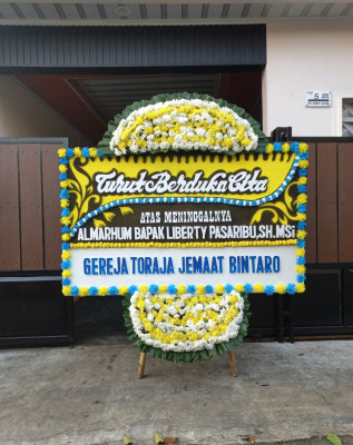 Papan Bunga Duka di Helvetia Timur